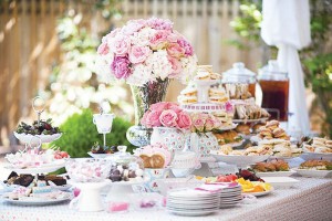 vintage-dish-host-afternoon tea - honeybeevintagebridal.com