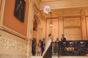 Wedding bouquet throw