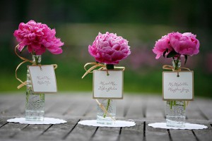 simple-wedding-centerpieces-peony-pink_original-Lovemelovemywedding_com_